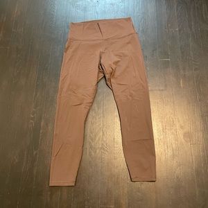 Everlane Perform Leggings